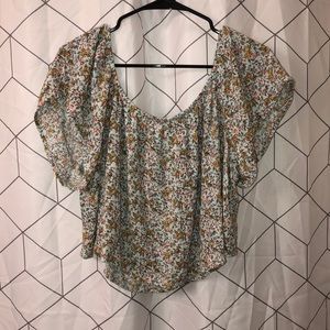 Flowered off the shoulder crop